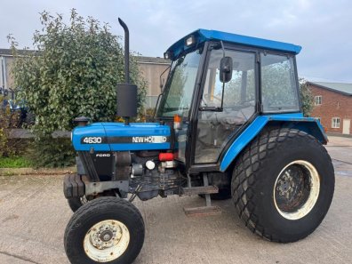 New Holland 4630