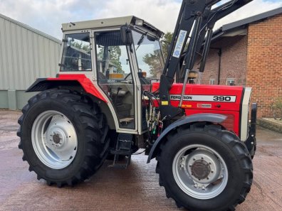 Massey Ferguson 390