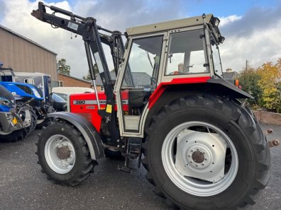 Massey Ferguson 390