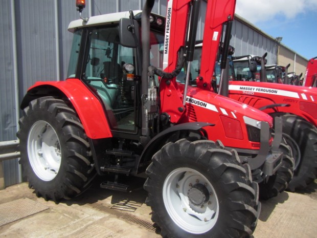Massey Ferguson 5455