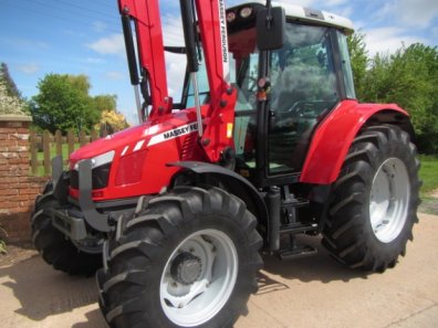 Massey Ferguson 5455