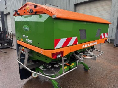 Amazone ZA-V 2600 super fertiliser spinner