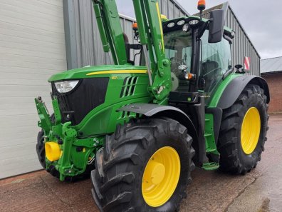 John Deere 6215R Ultimate Edition