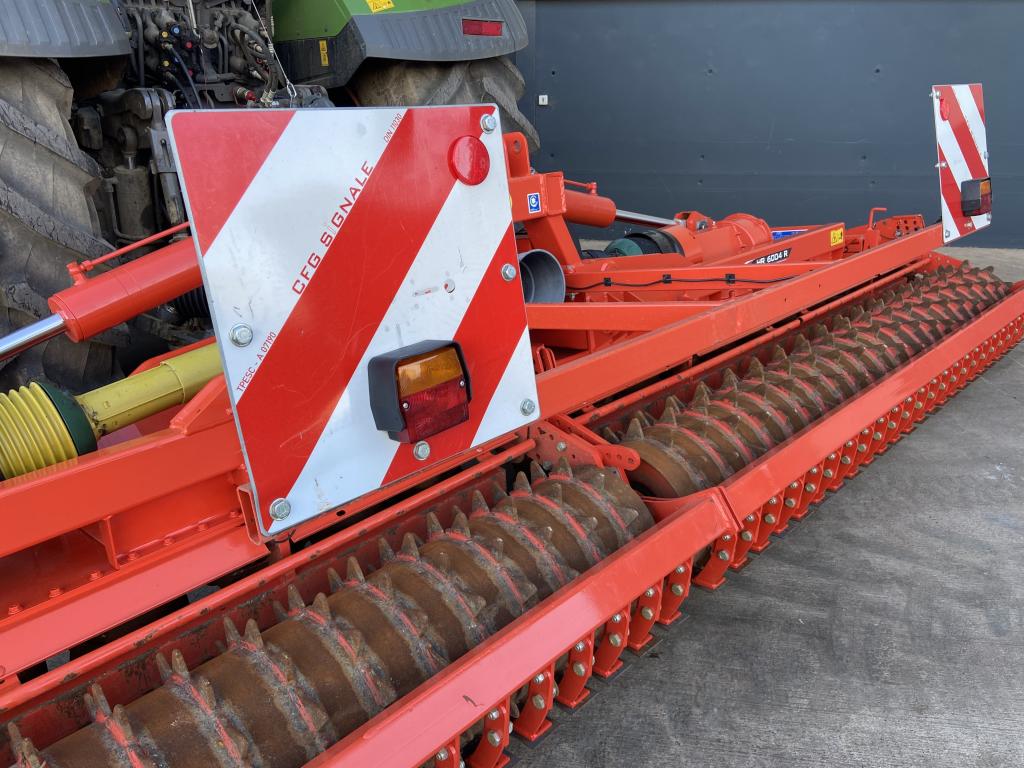 Kuhn HR6004 R power harrow
