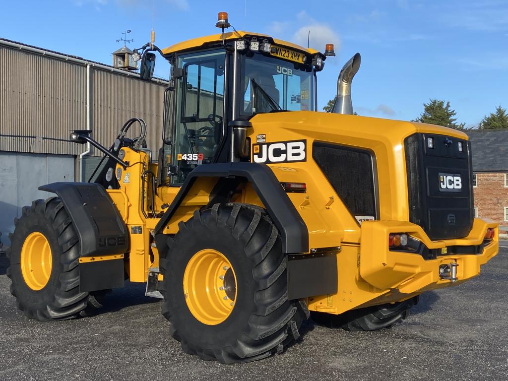 JCB 435S