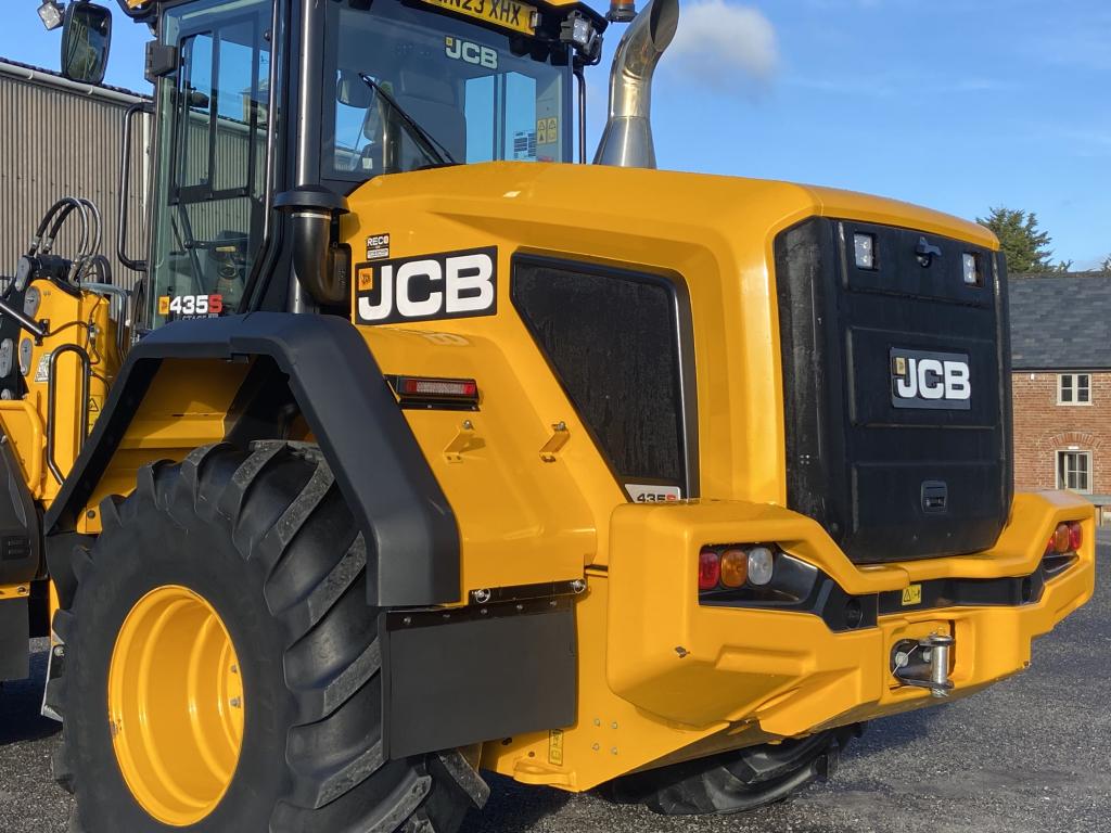 JCB 435S