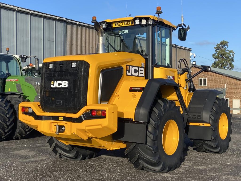 JCB 435S