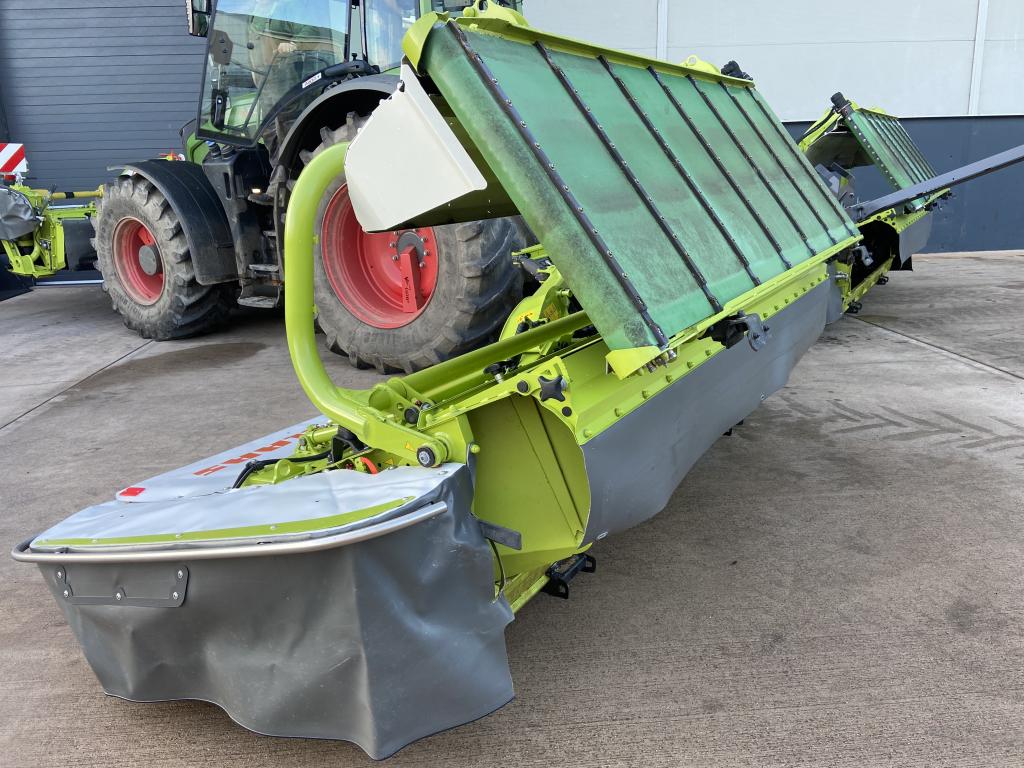 Claas Disco 9200C Autoswather mower conditioners + 3200FC mower conditioner