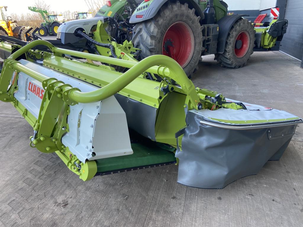 Claas Disco 9200C Autoswather mower conditioners + 3200FC mower conditioner