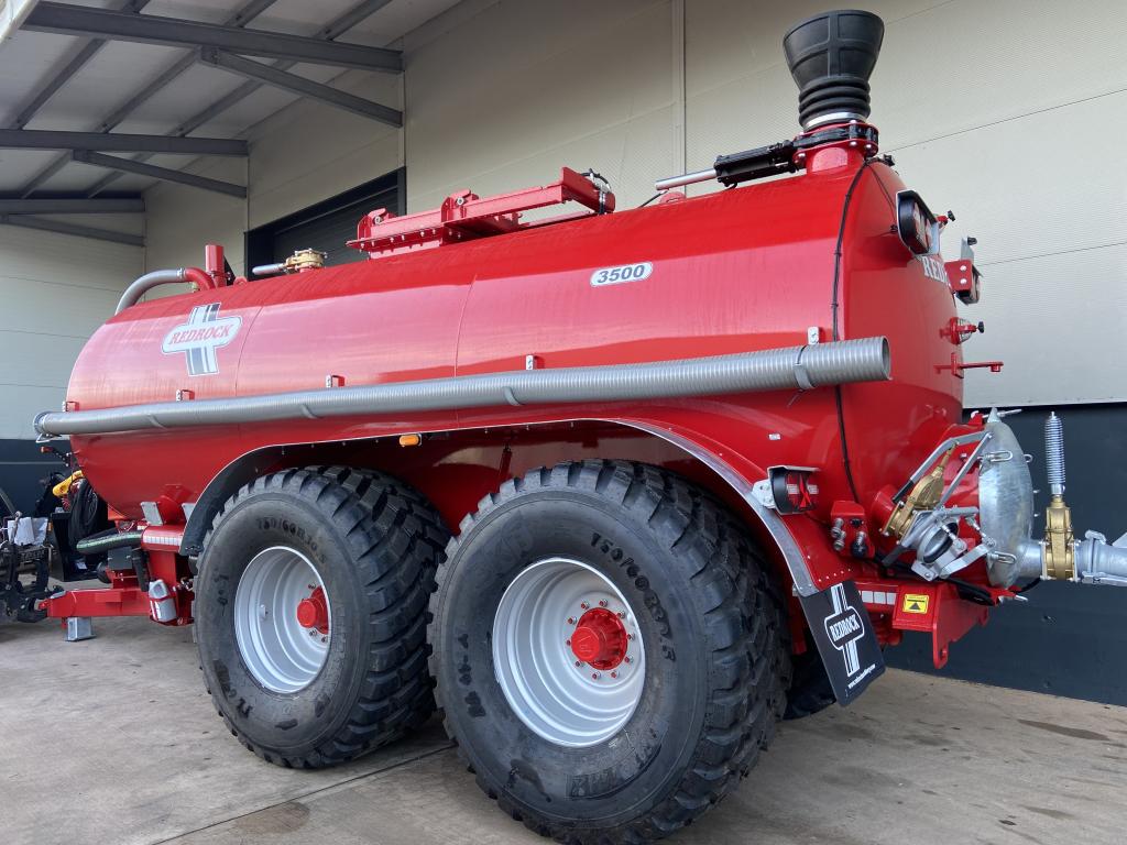 Redrock 3500 gallon tanker