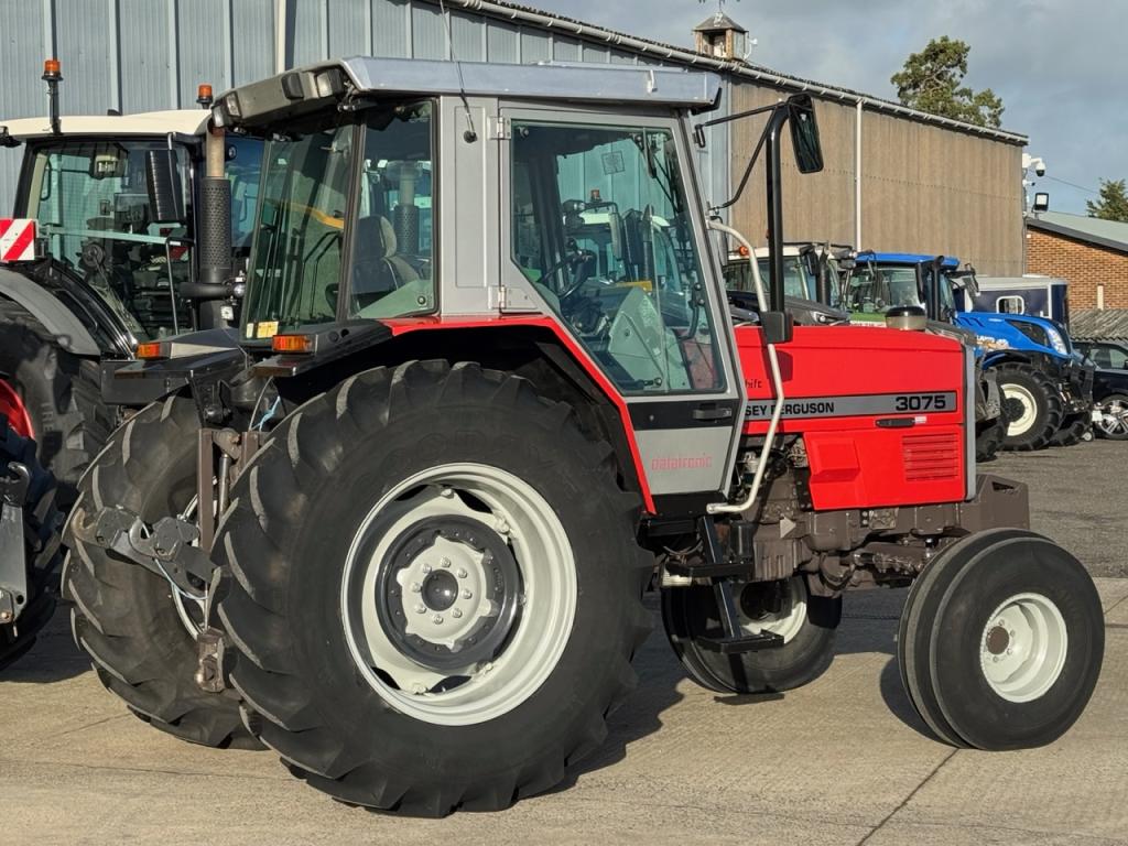 Massey Ferguson 3075