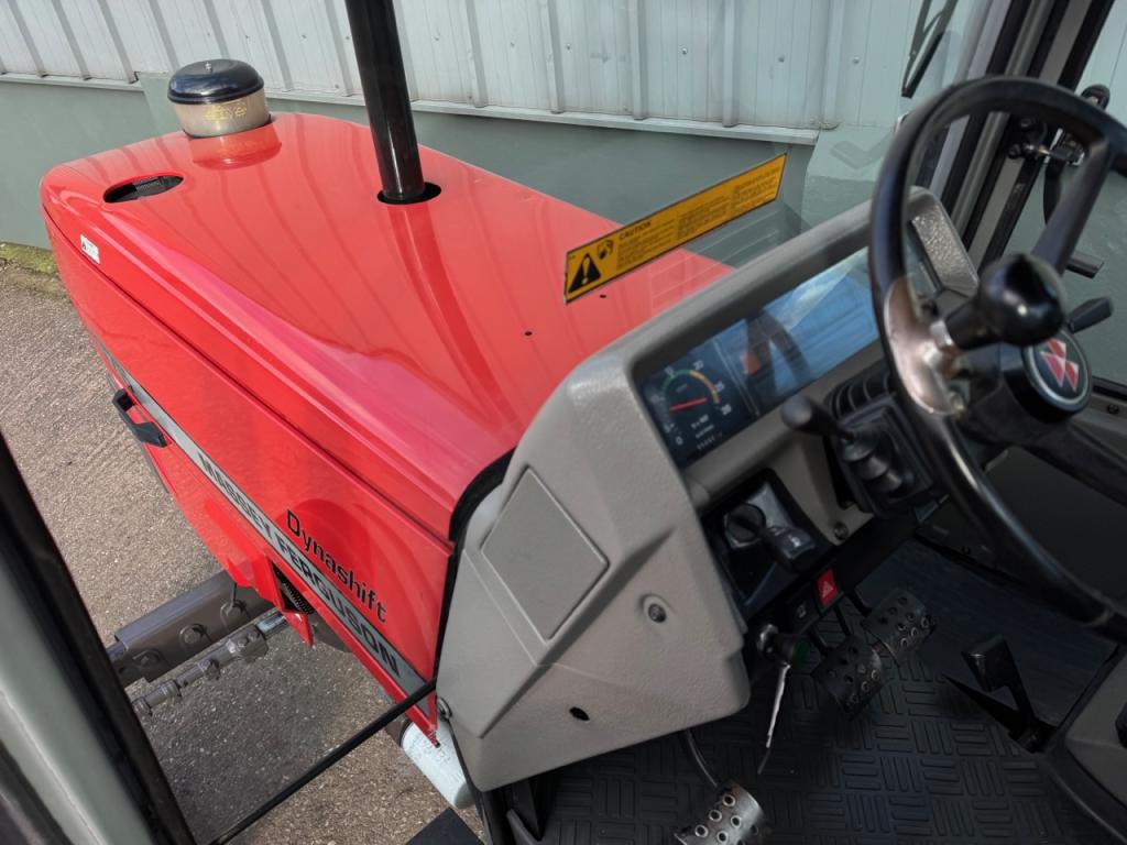 Massey Ferguson 3075