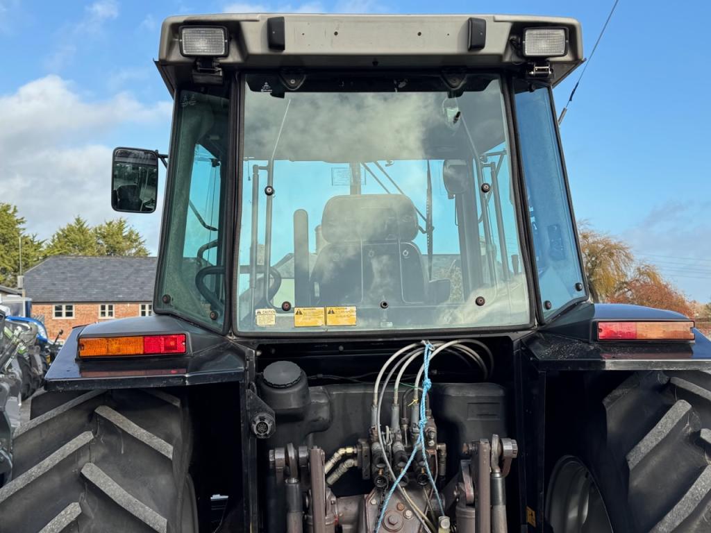 Massey Ferguson 3075