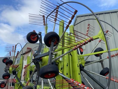 Claas Liner 4800 Business 4 rotor rake