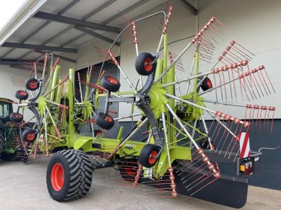 Claas Liner 4800 Business 4 rotor rake