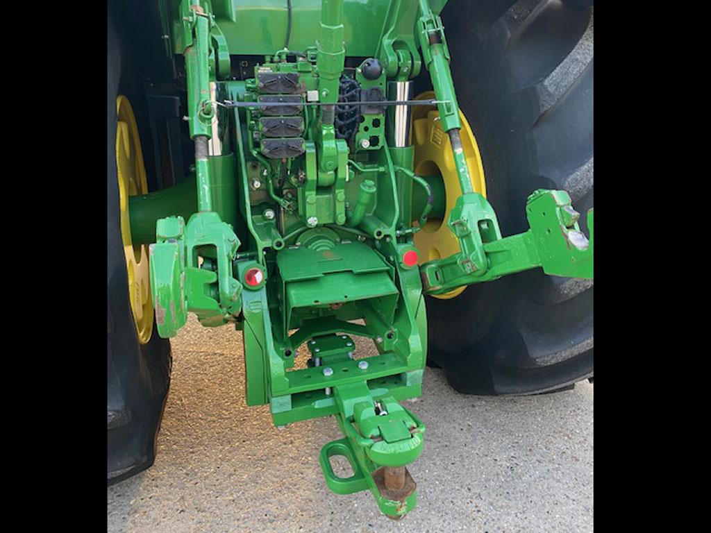 John Deere 8430