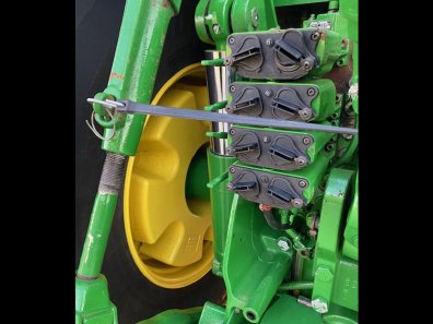 John Deere 8430