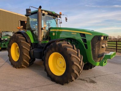 John Deere 8430