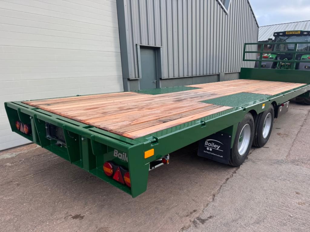 Bailey 15 Ton Flat Deck low loader