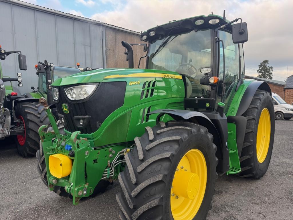 John Deere 6145R