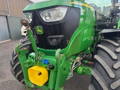 John Deere 6145R
