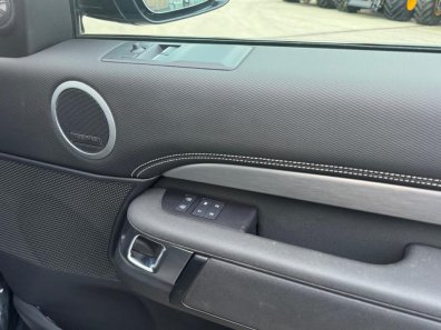 Land Rover Discovery HSE R-Dynamic Commercial D350