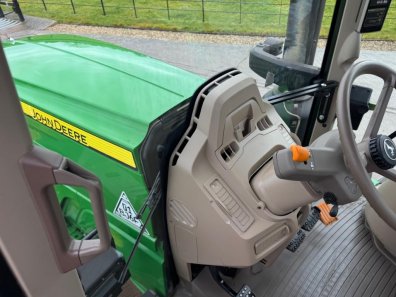 John Deere 6155M
