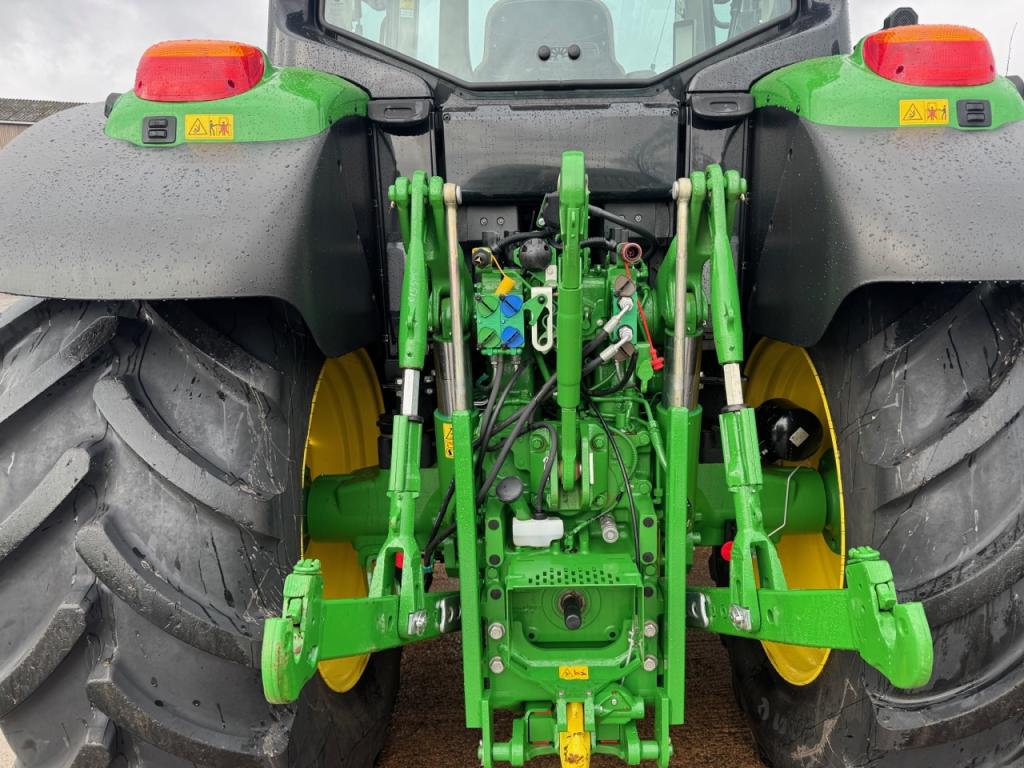 John Deere 6155M