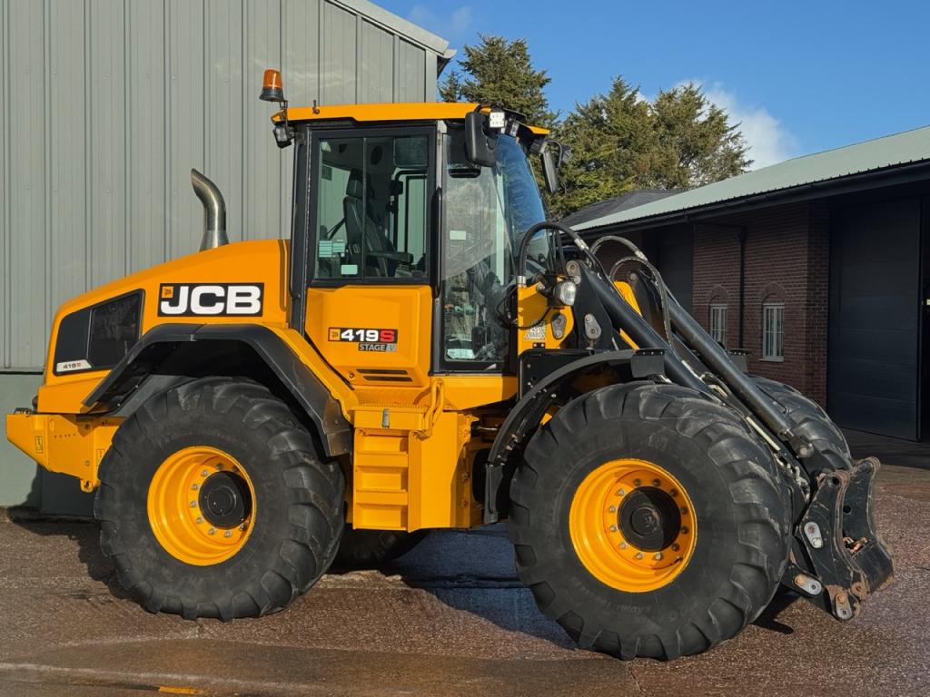 JCB 419S