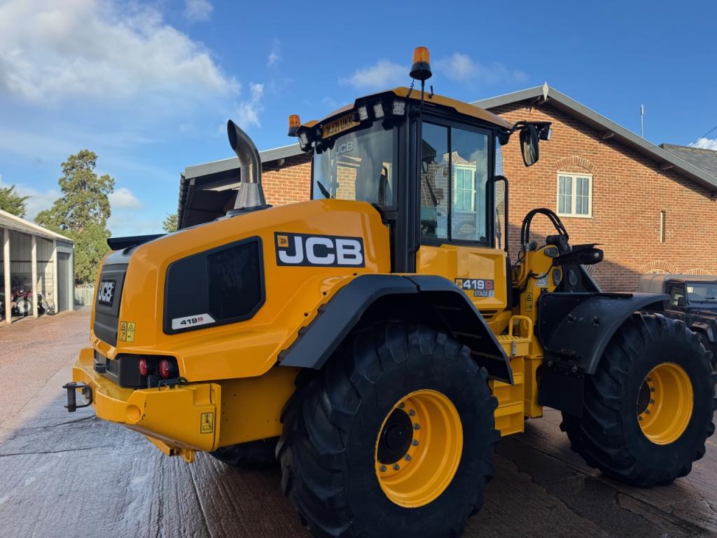 JCB 419S