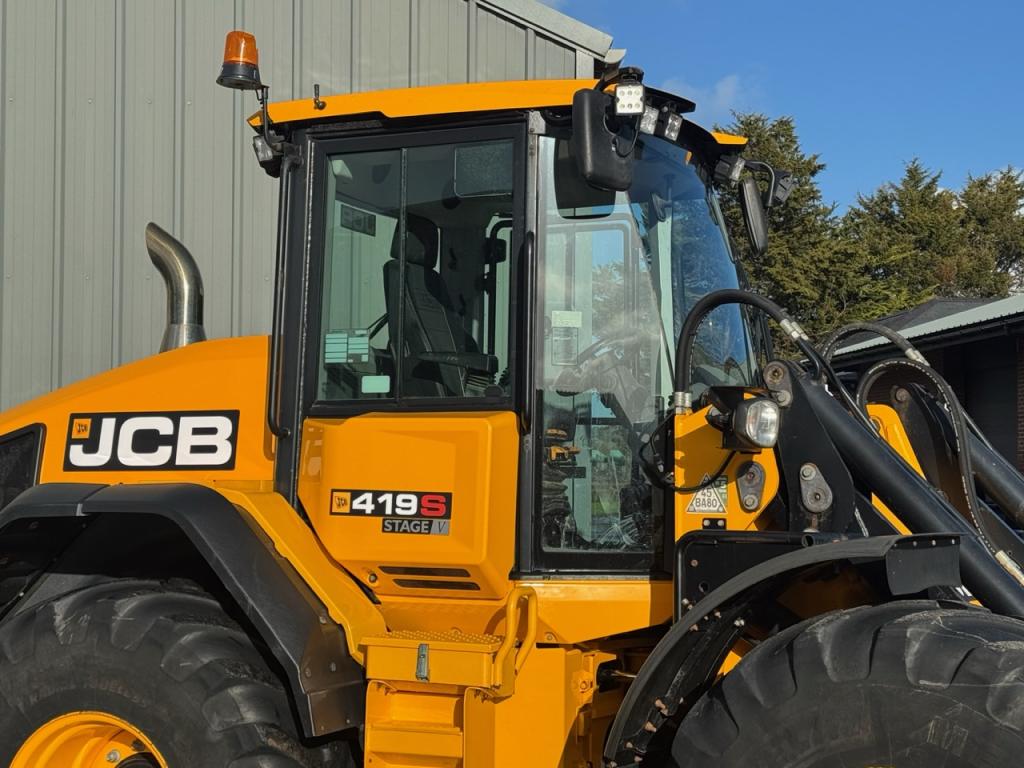 JCB 419S