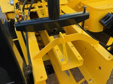 New Holland BC5070 baler