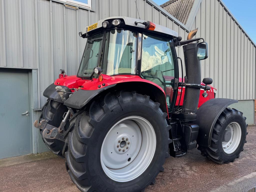Massey Ferguson 7718 Efficient