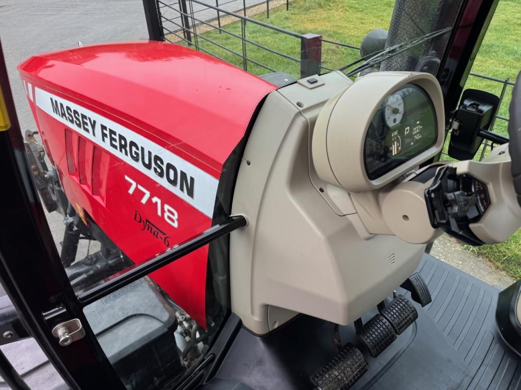 Massey Ferguson 7718 Efficient