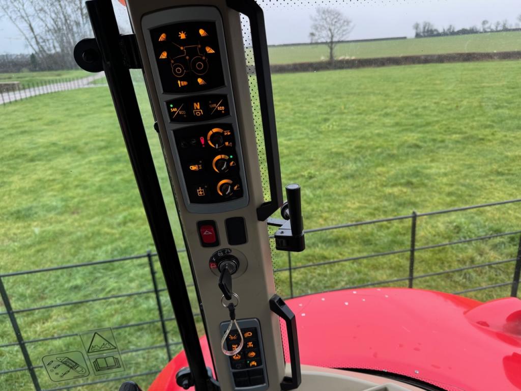 Massey Ferguson 7718 Efficient