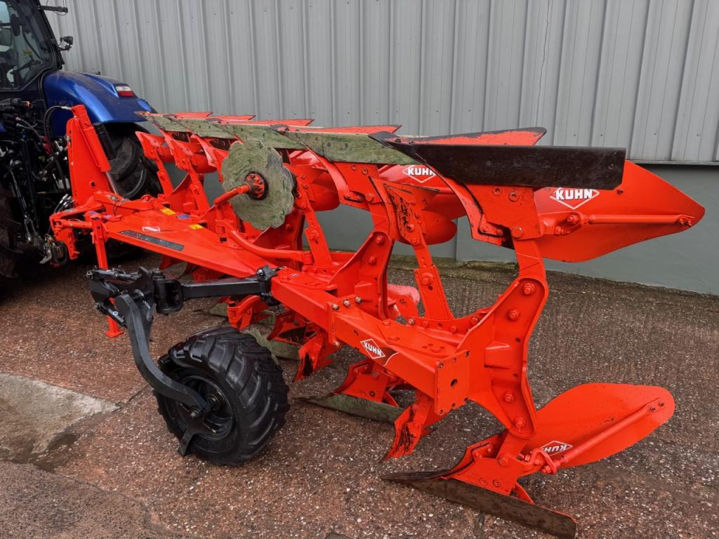 Kuhn Multi-Master MM123 4+1 furrow reversible plough