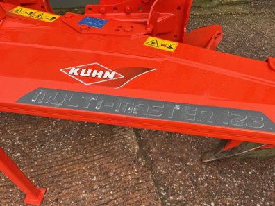 Kuhn Multi-Master MM123 4+1 furrow reversible plough