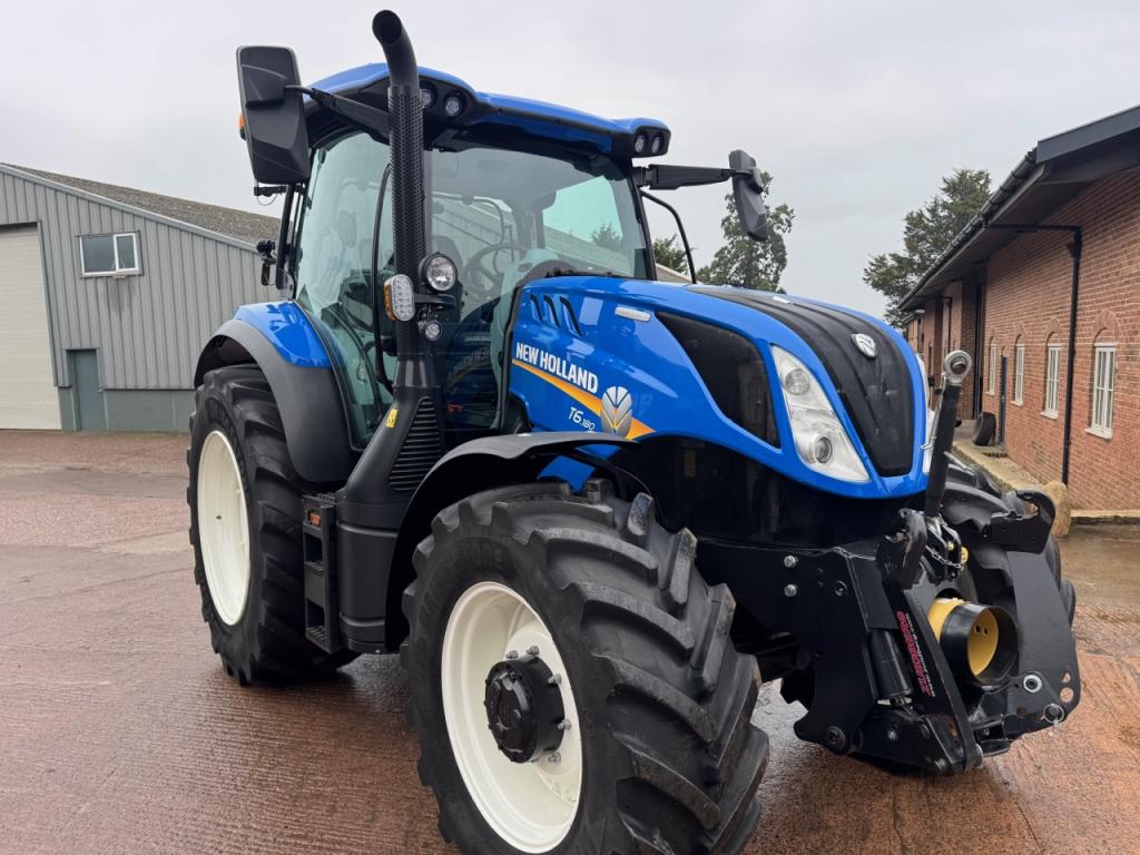 New Holland T6.180