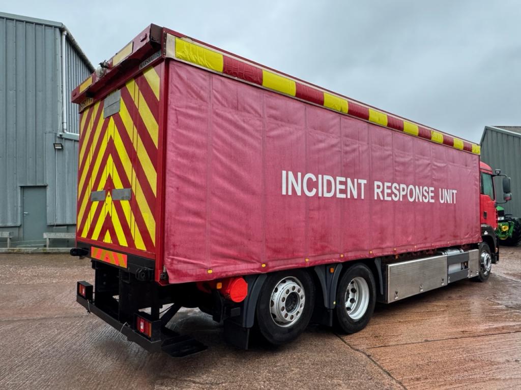 MAN TG-A 26.363 6x2 day cab lorry