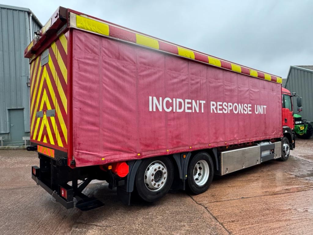 MAN TG-A 26.363 6x2 day cab lorry