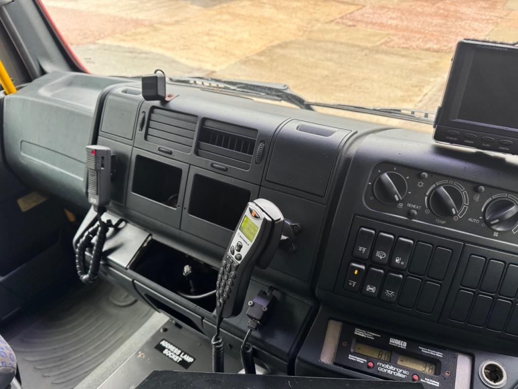 MAN TG-A 26.363 6x2 day cab lorry