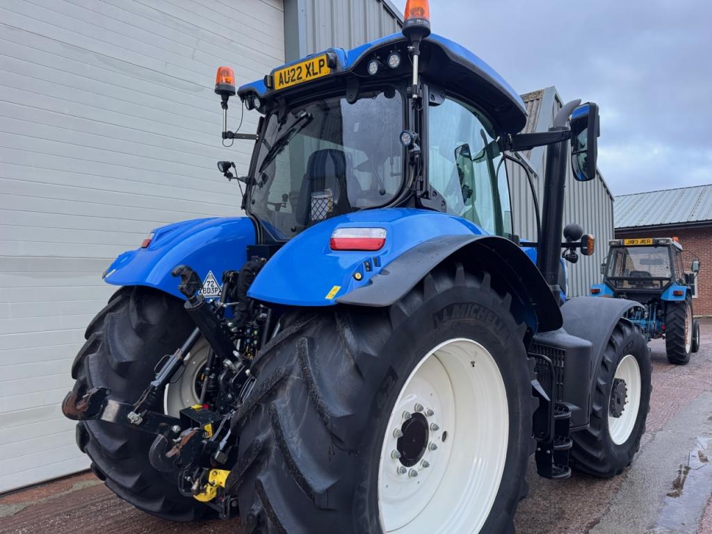 New Holland T7.260