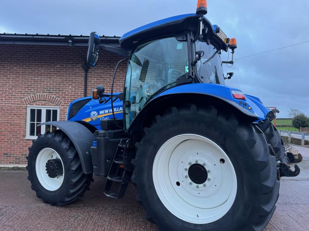 New Holland T7.260