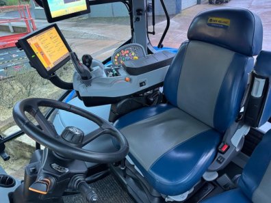 New Holland T7.260