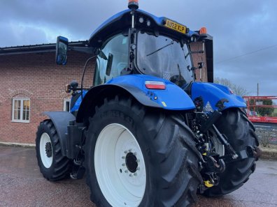 New Holland T7.260