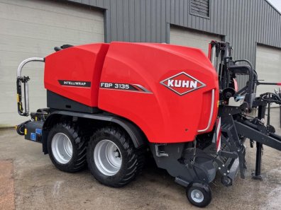 Kuhn FBP 3135 wrapper baler