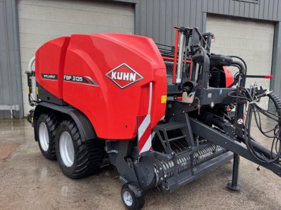 Kuhn FBP 3135 wrapper baler