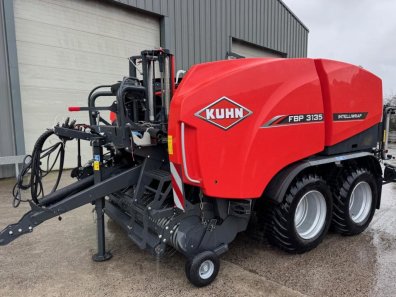 Kuhn FBP 3135 wrapper baler