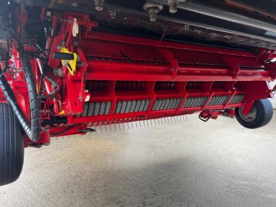 Pottinger Jumbo 7220 L Combline forage wagon
