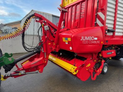 Pottinger Jumbo 7220 L Combline forage wagon
